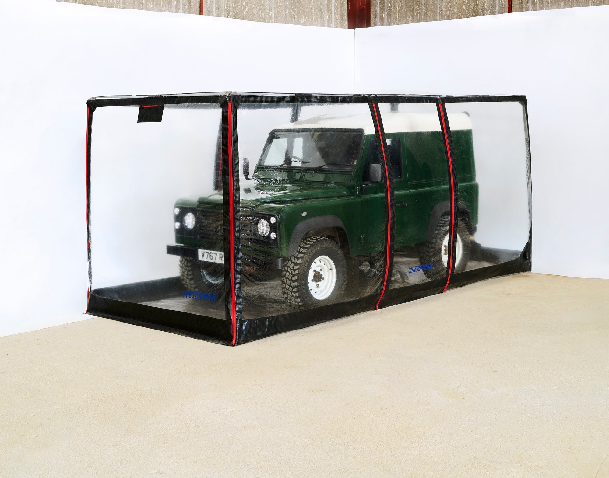 EXTRA LARGE (5.7 x 2.2 x 1.8m)